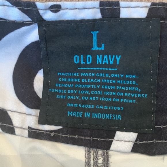 Swim shorts - Picture 4 of 9